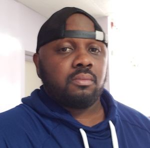 Meet your Posher, Emmanuel